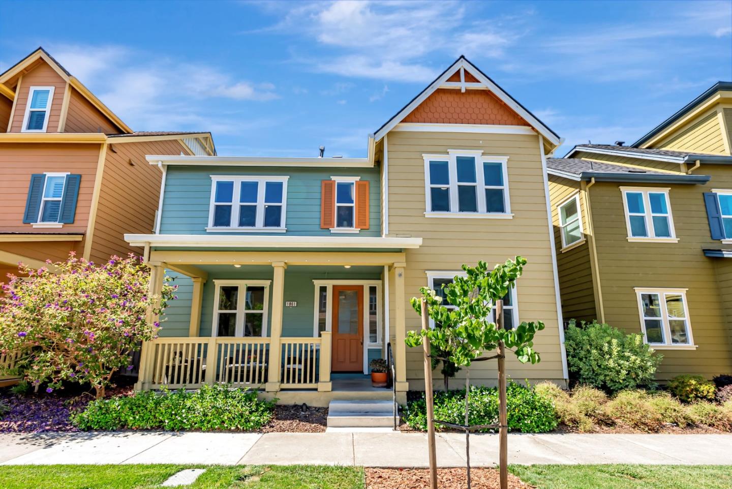 Front Image Thumbnail for ML82017630