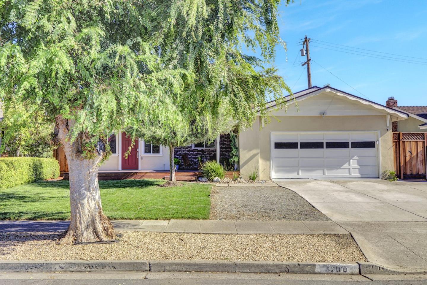 Front Image Thumbnail for ML82017649