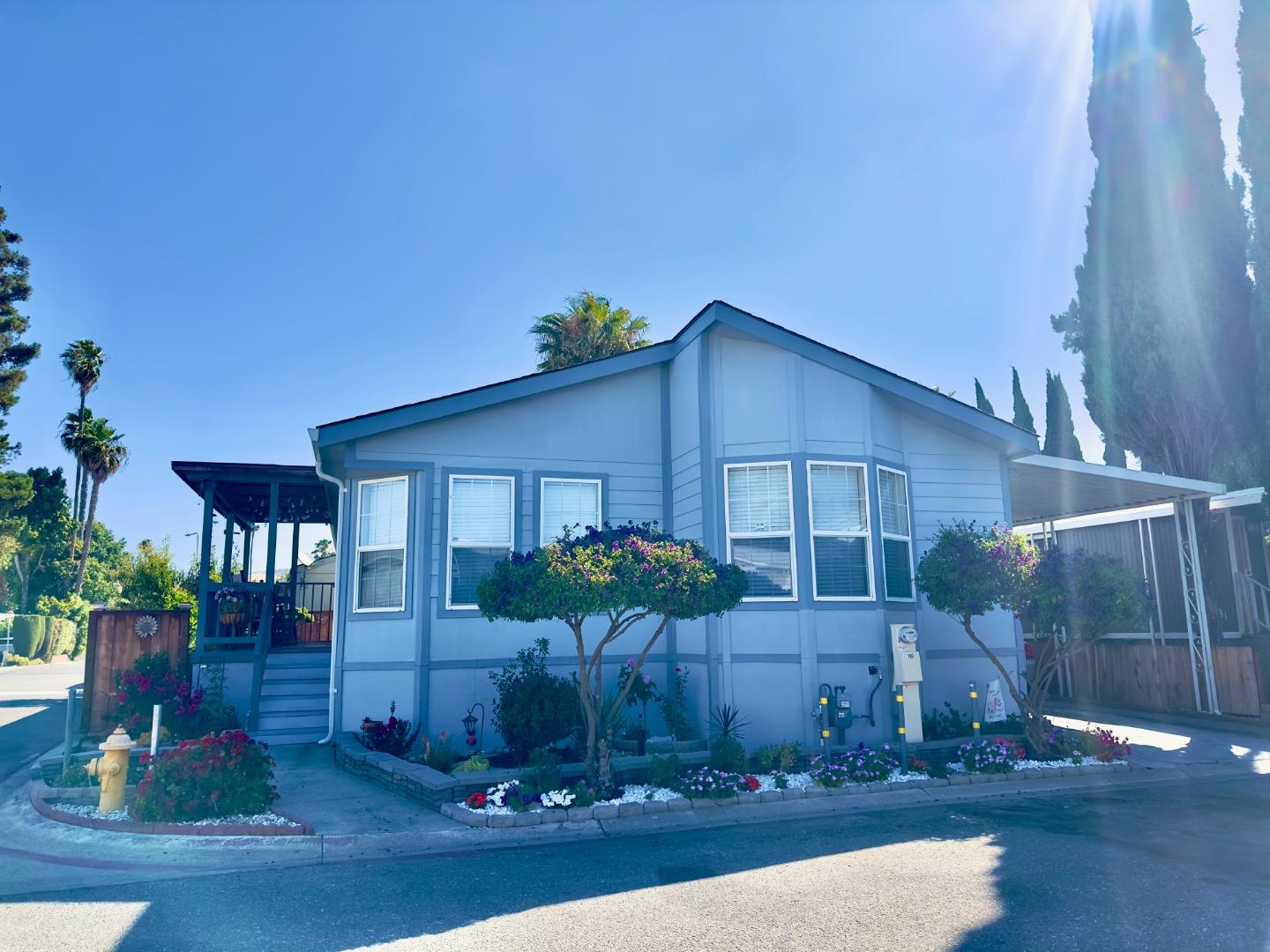 Front Image Thumbnail for ML82017663