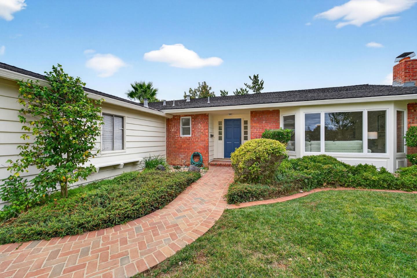 Front Image Thumbnail for ML82017836