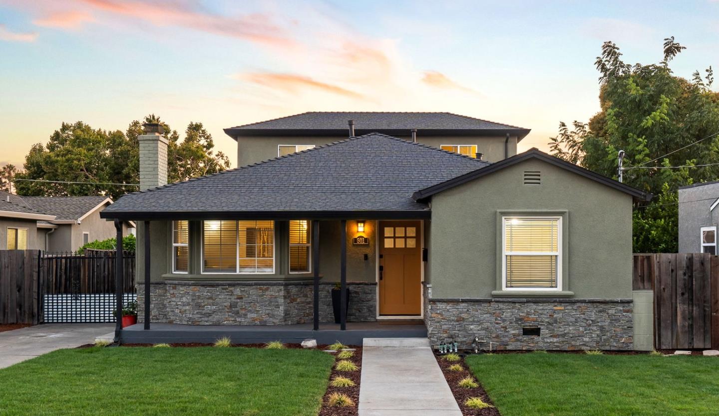 Front Image Thumbnail for ML82018066