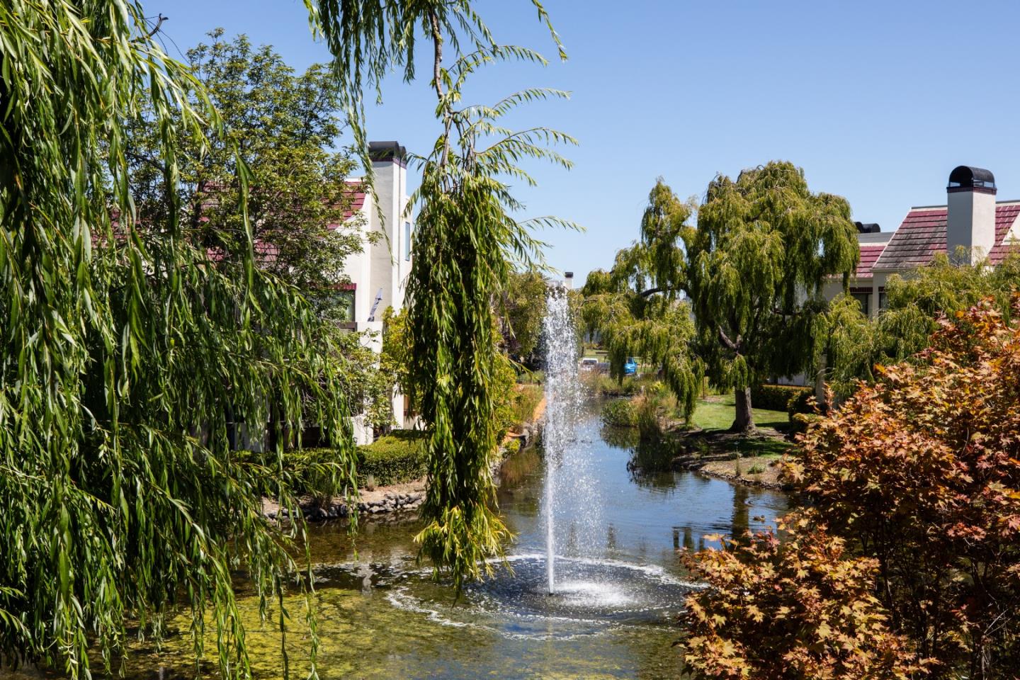 Front Image Thumbnail for ML82018202