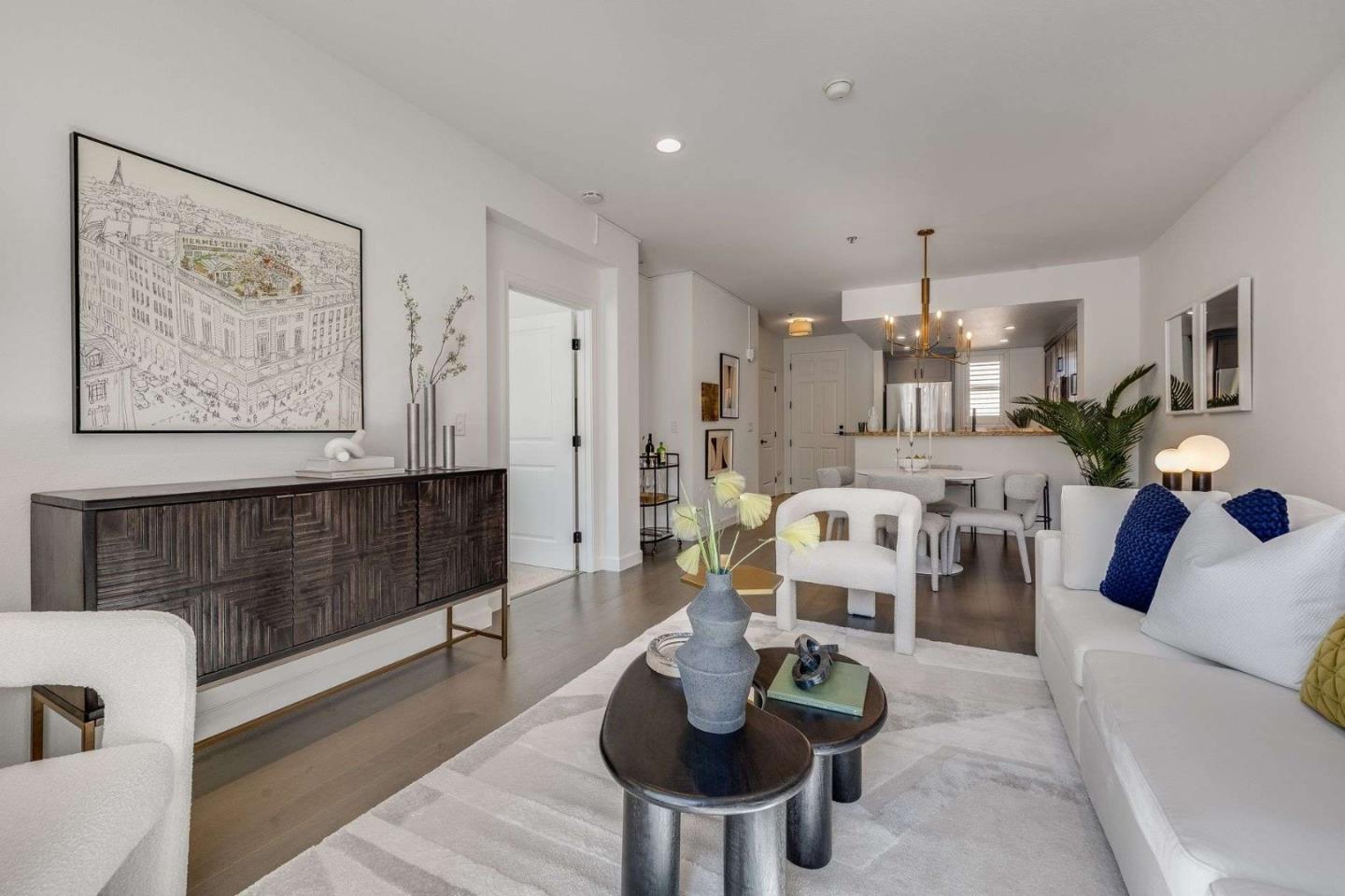 Front Image Thumbnail for ML82018327