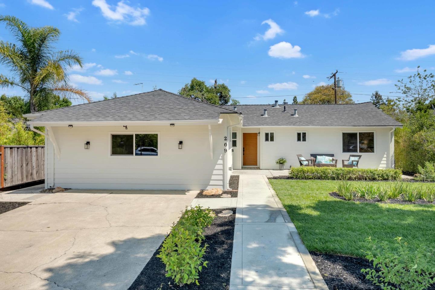 Front Image Thumbnail for ML82018331