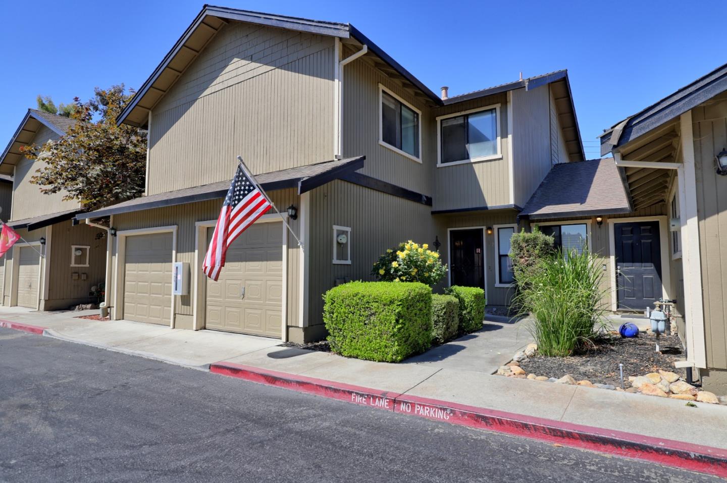 Front Image Thumbnail for ML82018358