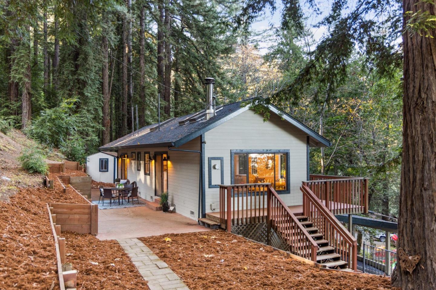 Front Image Thumbnail for ML82018385