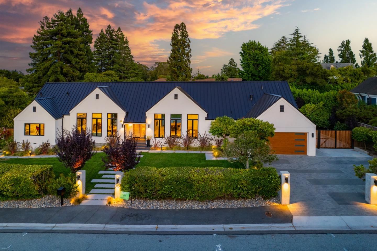 Front Image Thumbnail for ML82018407