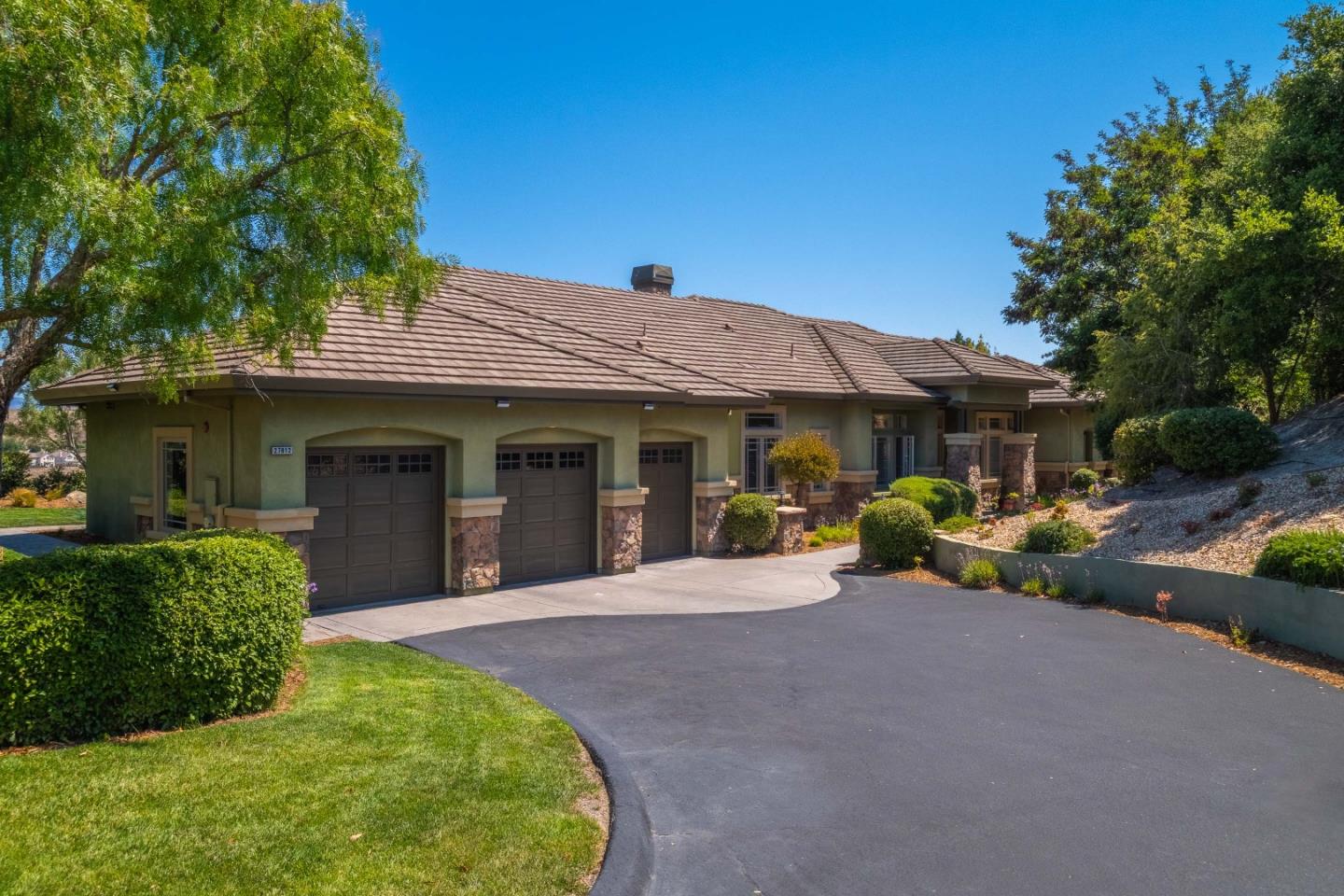 Front Image Thumbnail for ML82018428