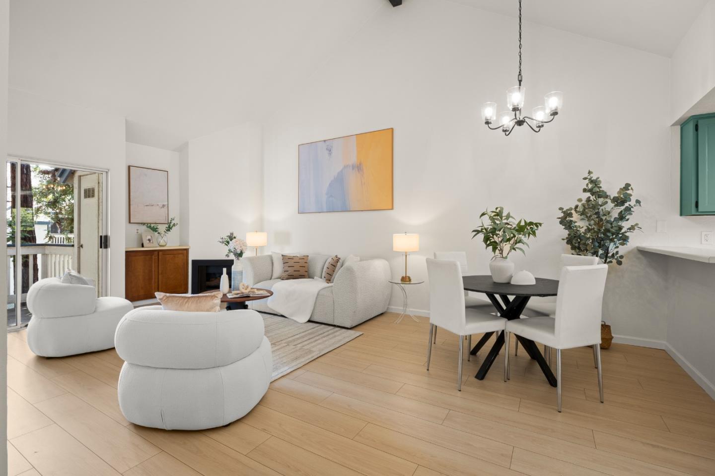 Front Image Thumbnail for ML82018477