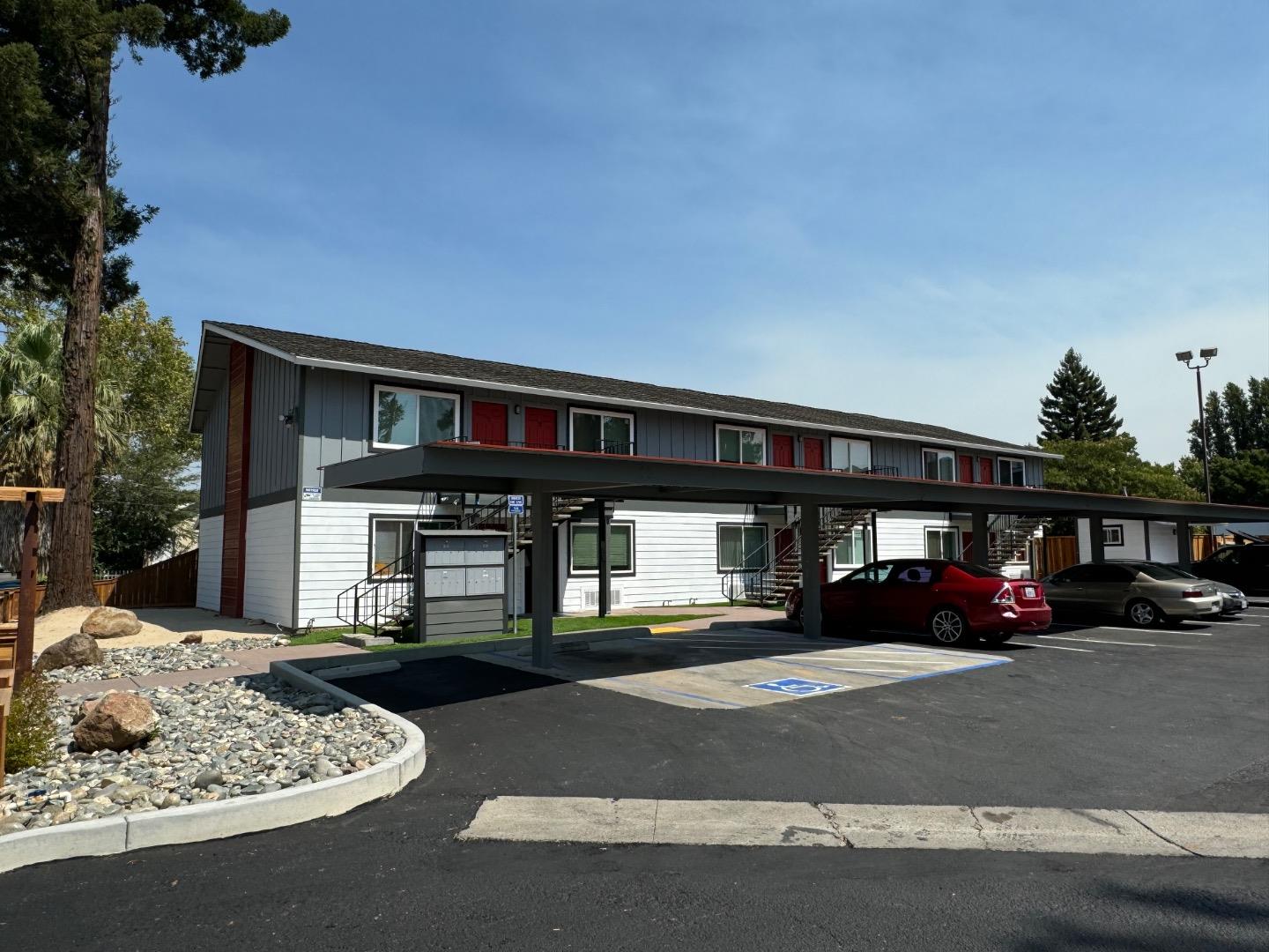 Front Image Thumbnail for ML82018627