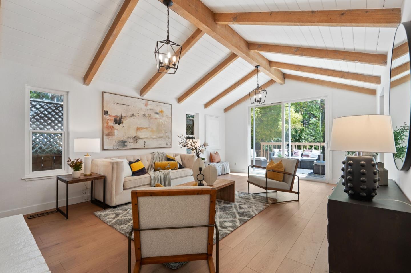 Front Image Thumbnail for ML82018755