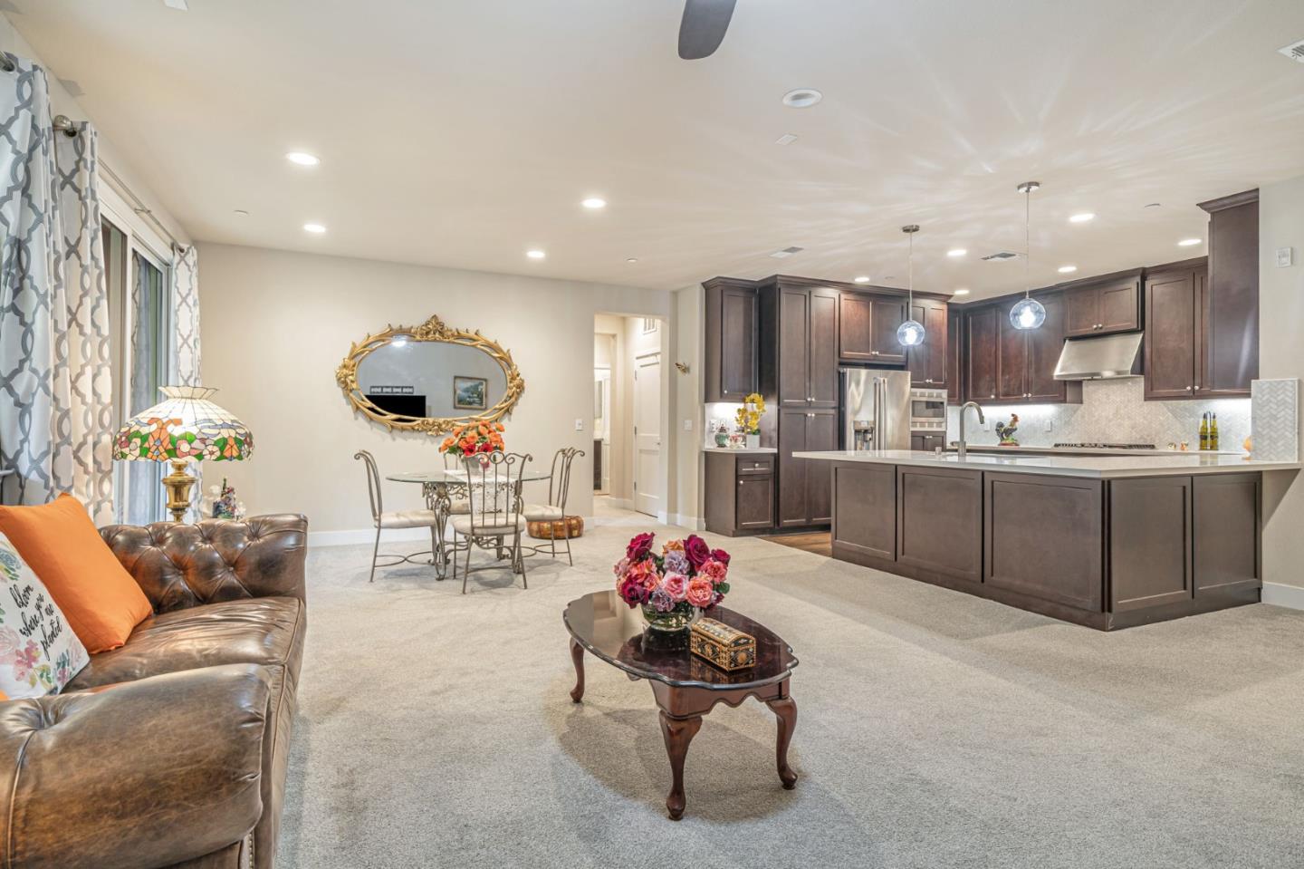 Front Image Thumbnail for ML82018757