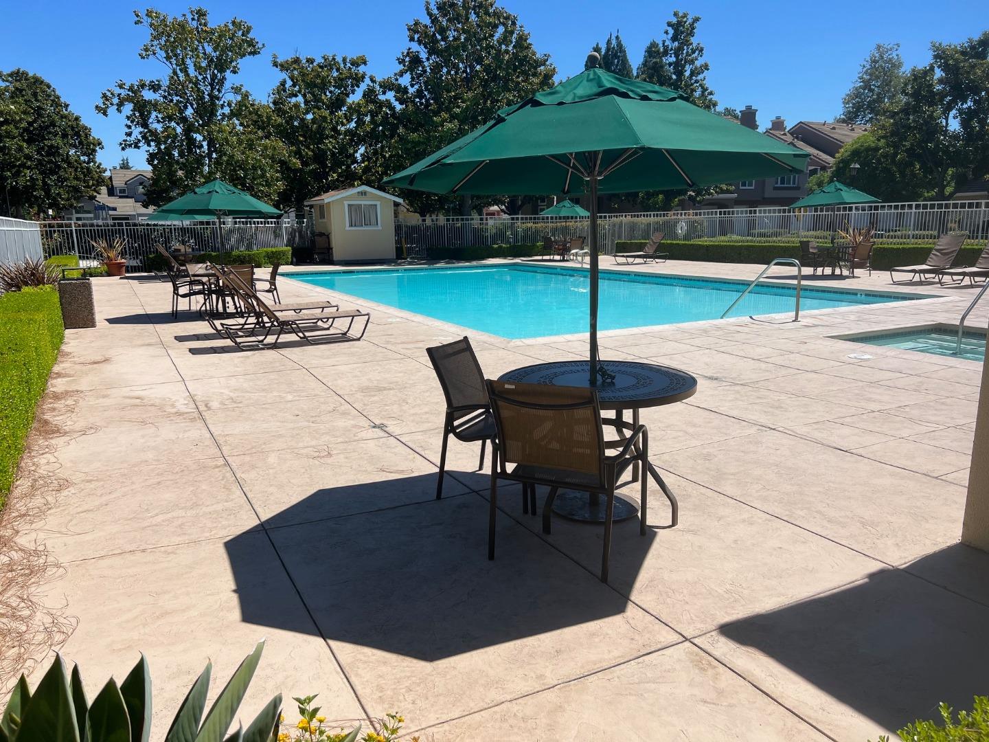 Front Image Thumbnail for ML82018758