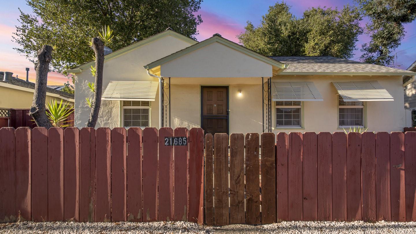 Front Image Thumbnail for ML82018806