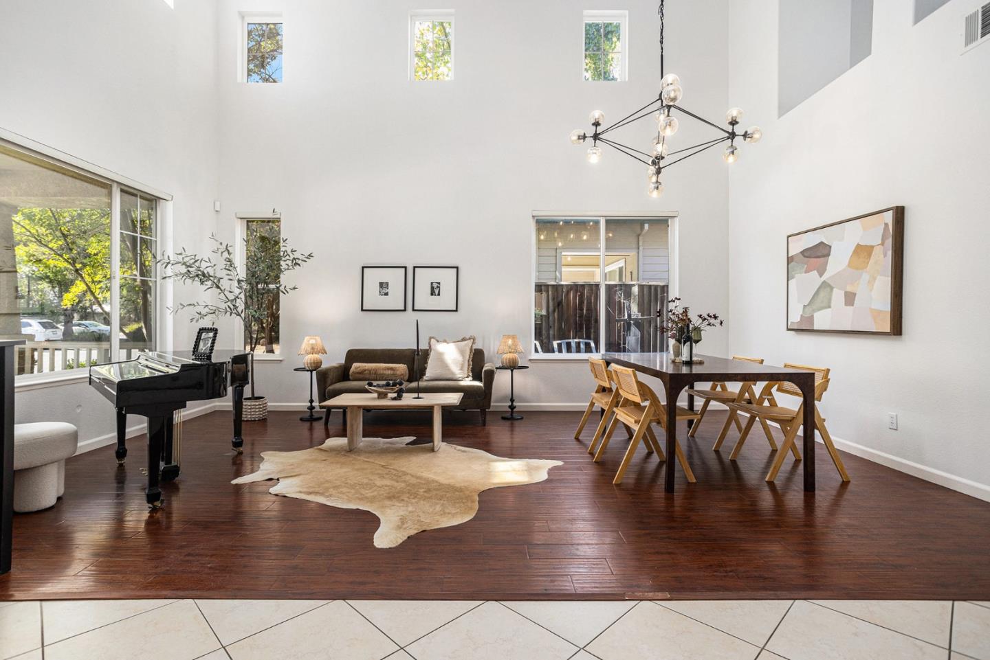 Front Image Thumbnail for ML82018964