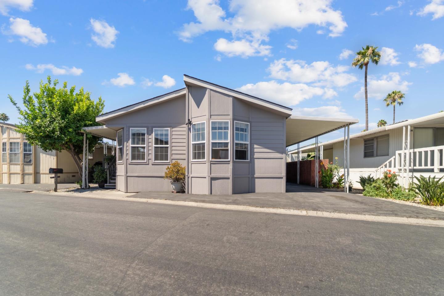 Front Image Thumbnail for ML82019016