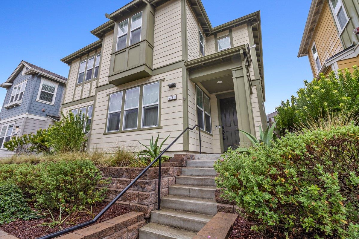 Front Image Thumbnail for ML82019156