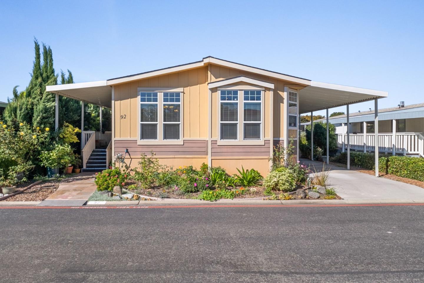 Front Image Thumbnail for ML82019405