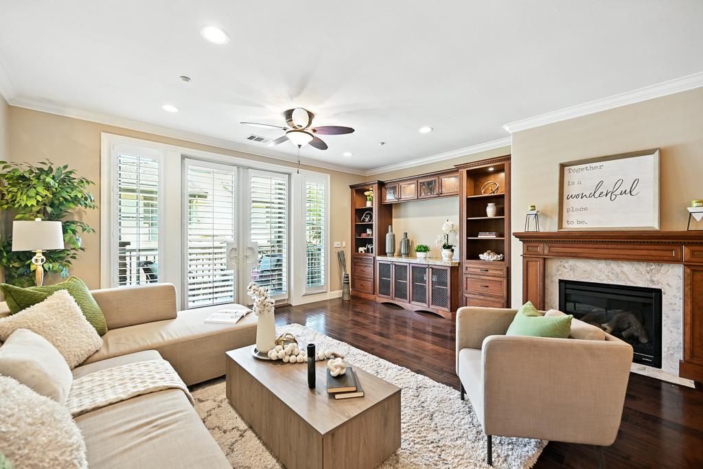 Front Image Thumbnail for ML82019652