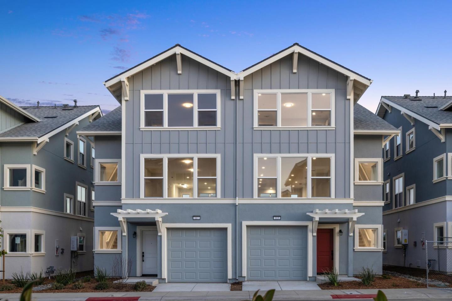 Front Image Thumbnail for ML82019695