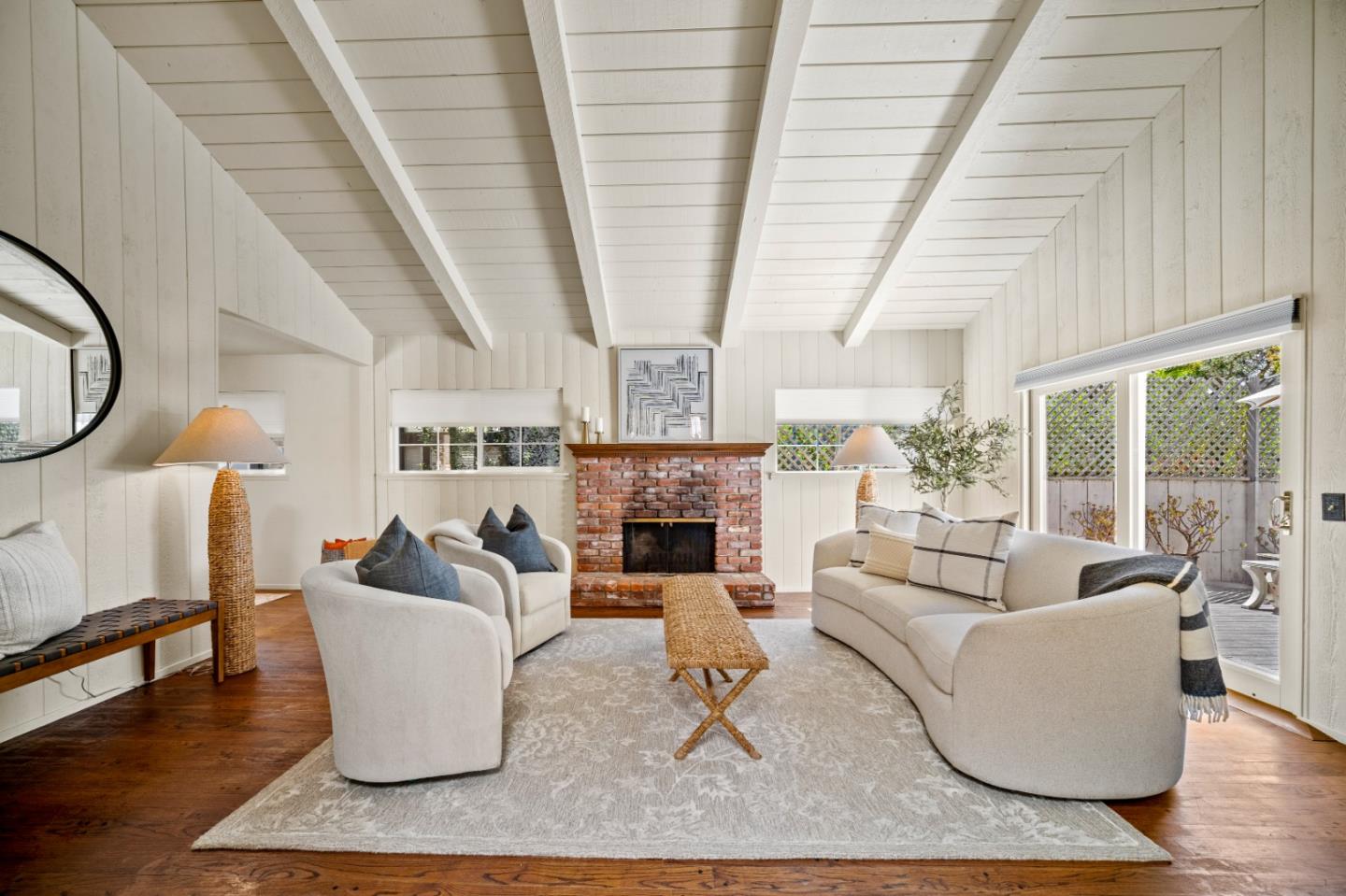 Front Image Thumbnail for ML82019798