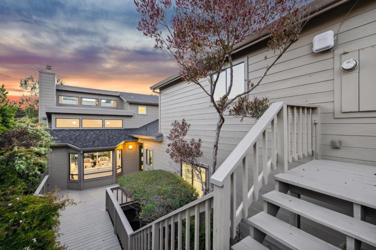 Front Image Thumbnail for ML82019852