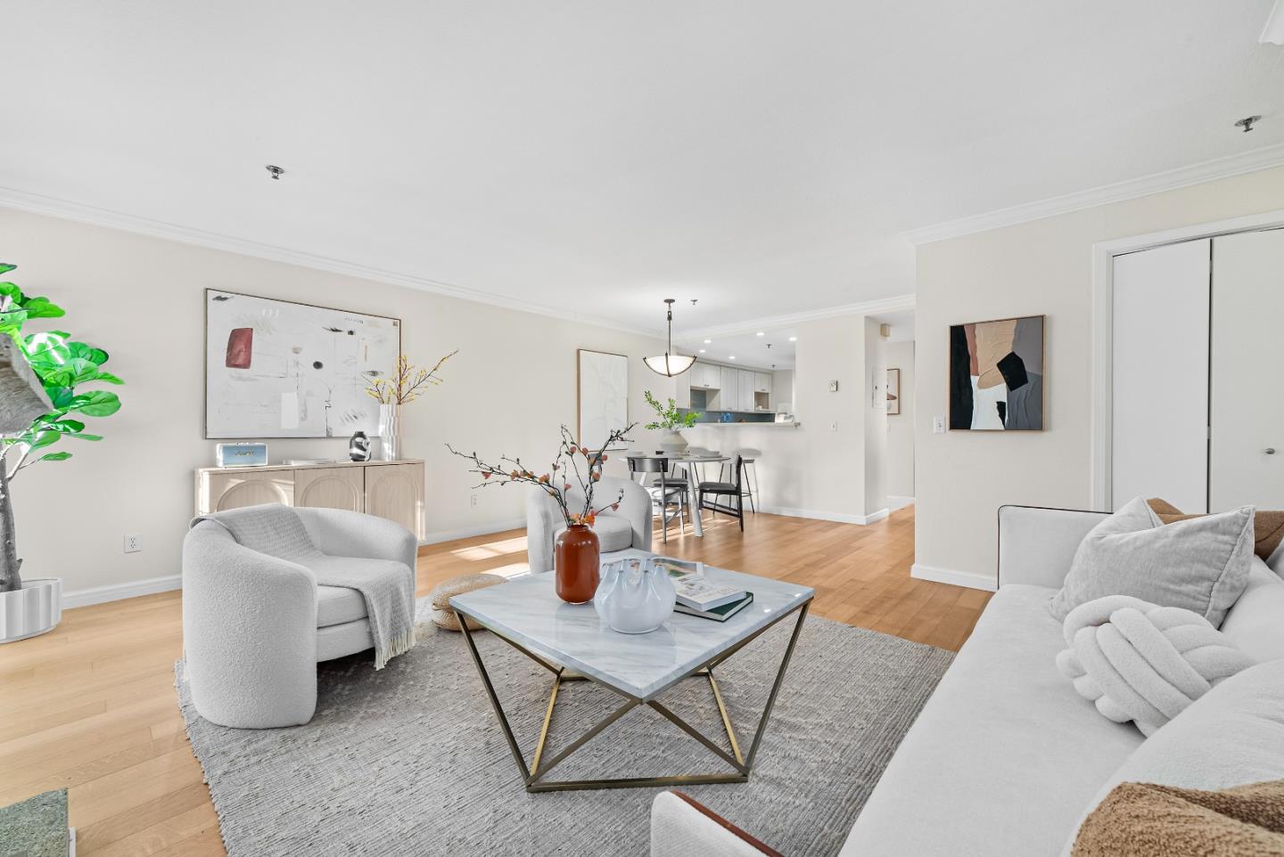 Front Image Thumbnail for ML82020041