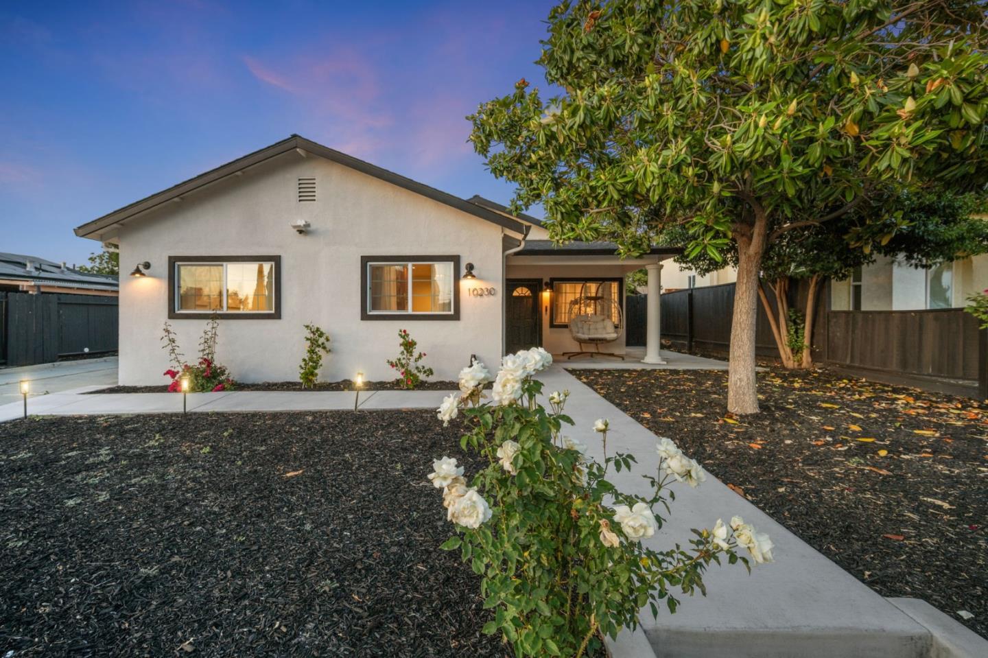 Front Image Thumbnail for ML82020081