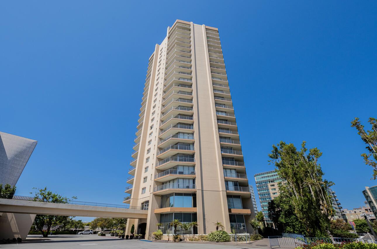 Front Image Thumbnail for ML82020128