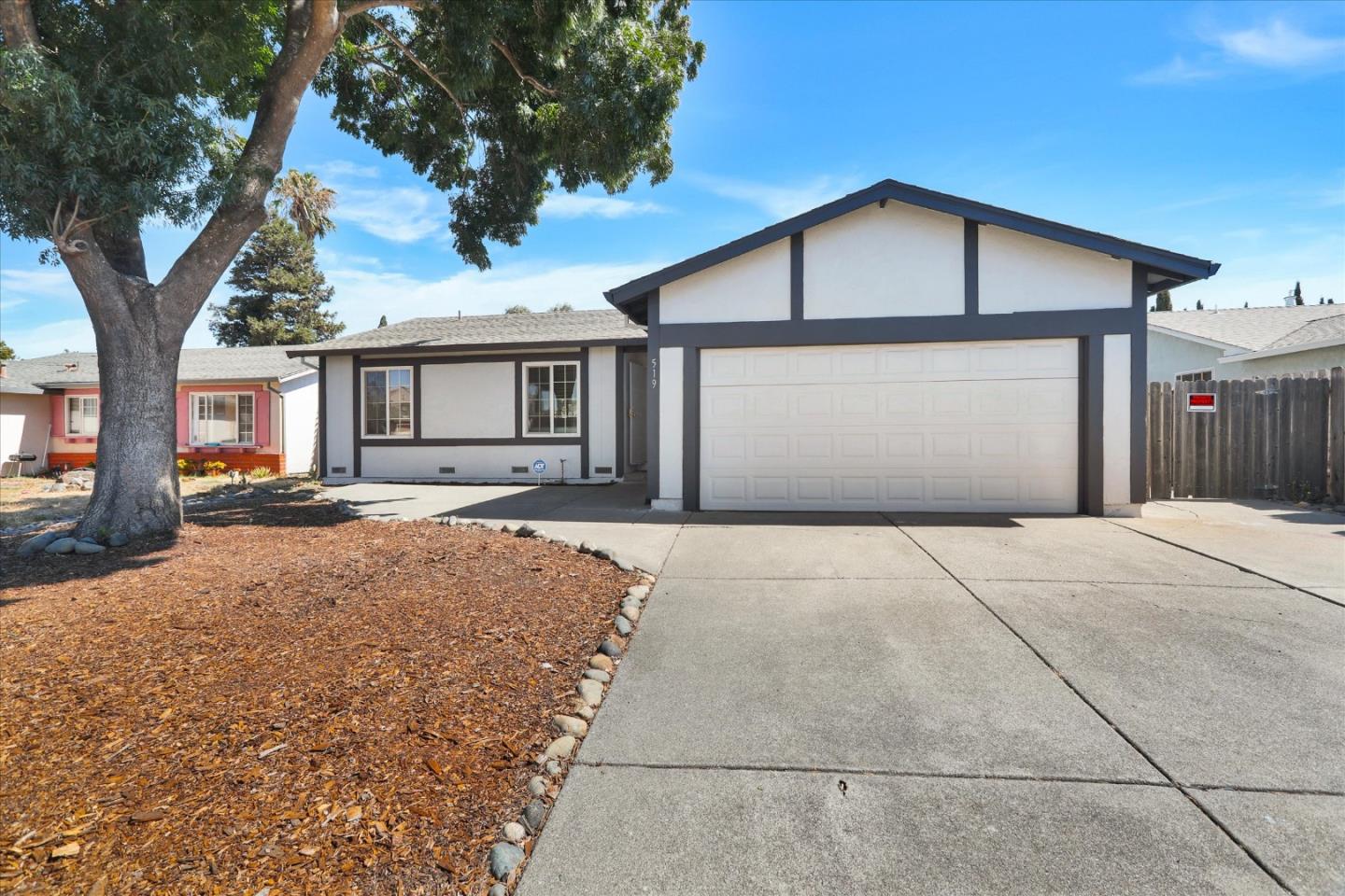 Front Image Thumbnail for ML82020162