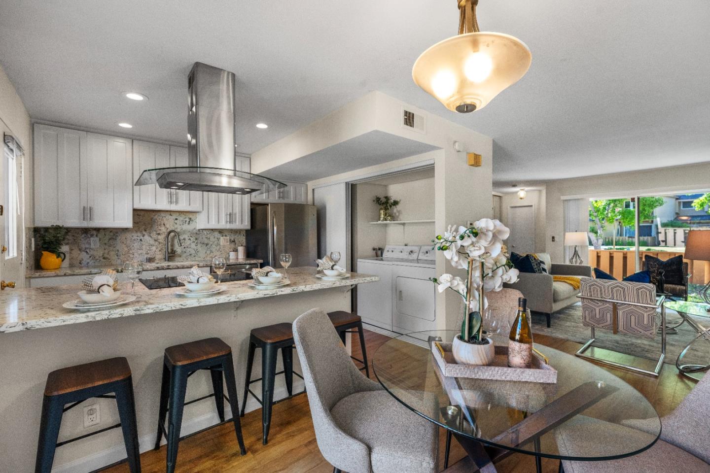 Front Image Thumbnail for ML82020284