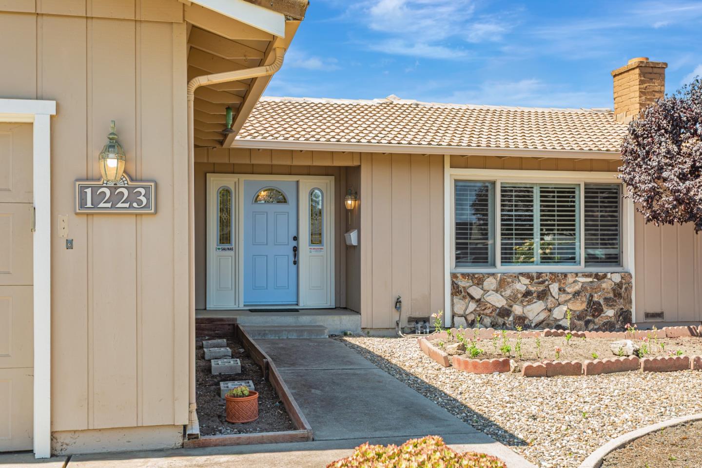 Front Image Thumbnail for ML82020422