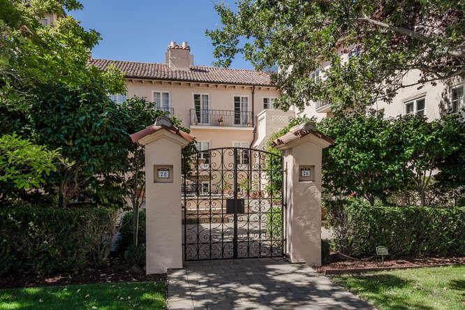 Front Image Thumbnail for ML82020445