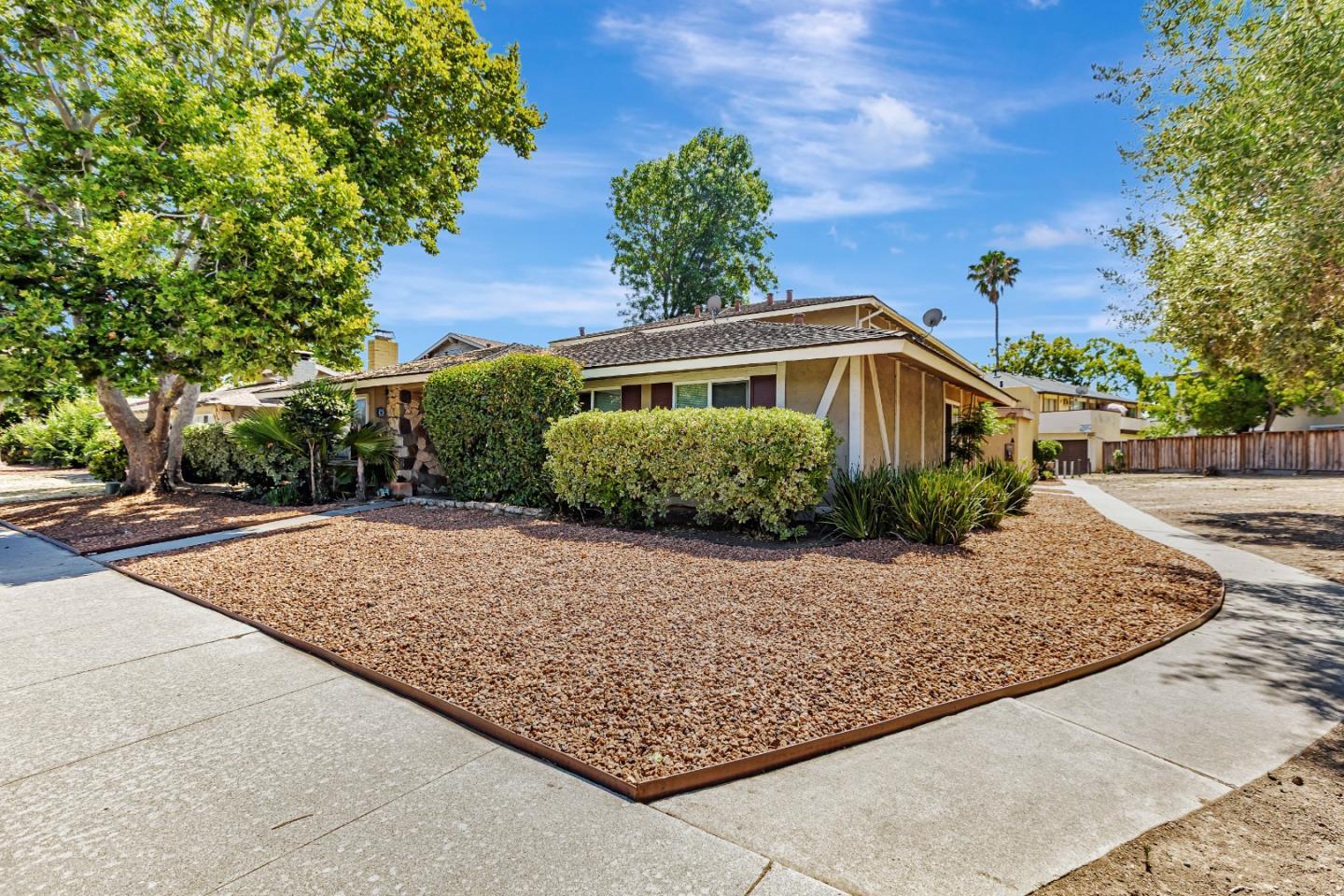 Front Image Thumbnail for ML82020465