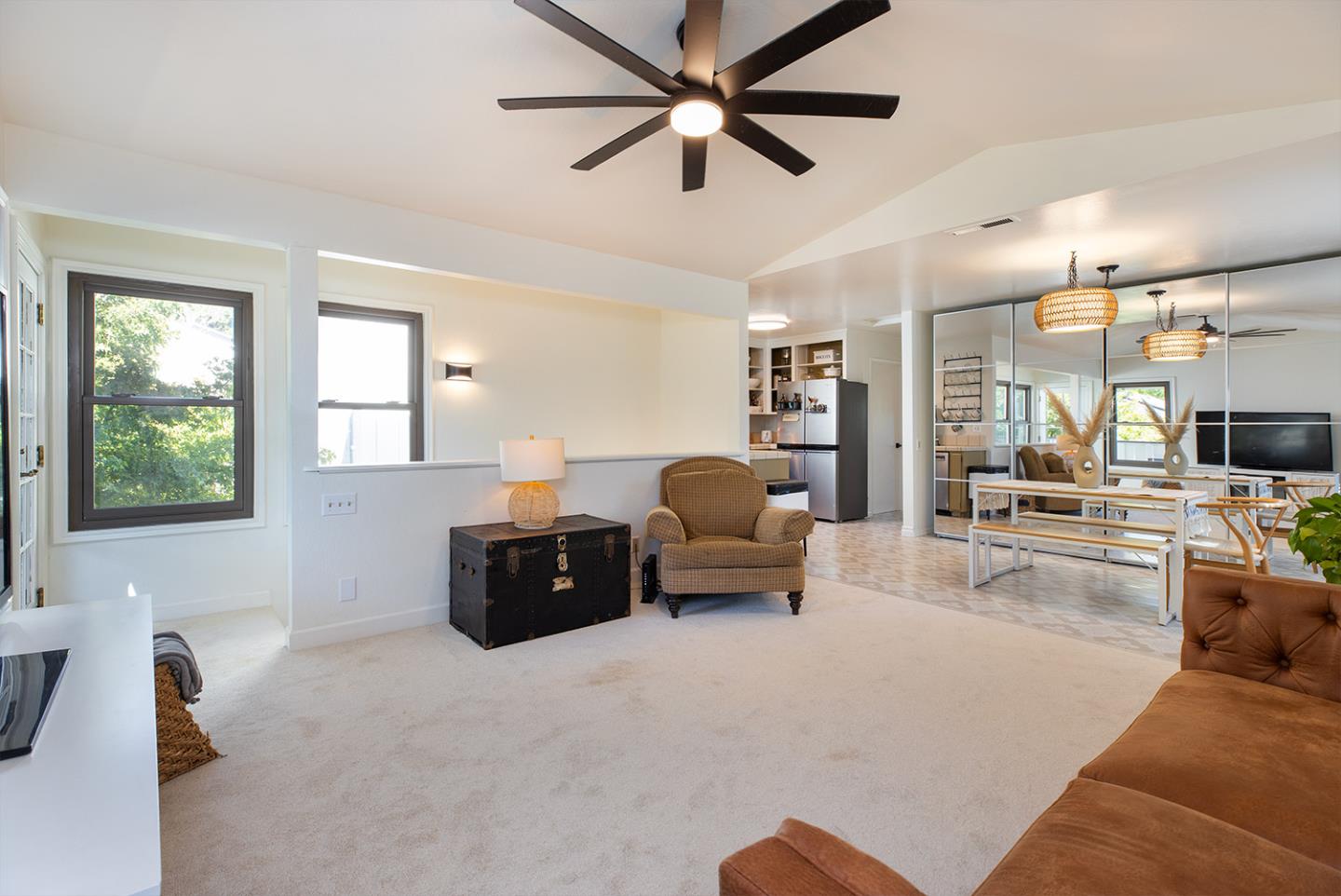 Front Image Thumbnail for ML82020484