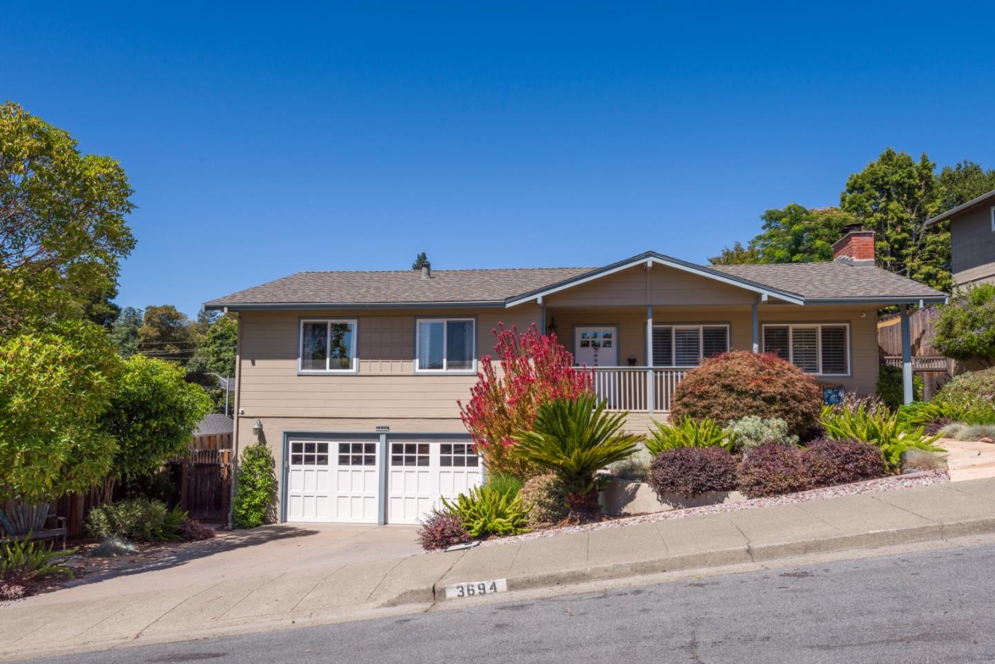 Front Image Thumbnail for ML82020541