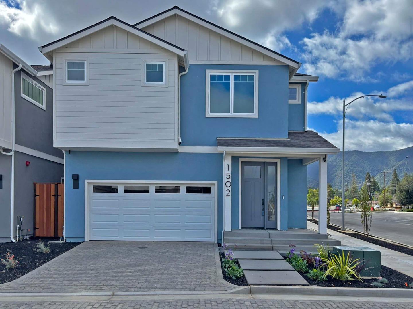 Front Image Thumbnail for ML82020552