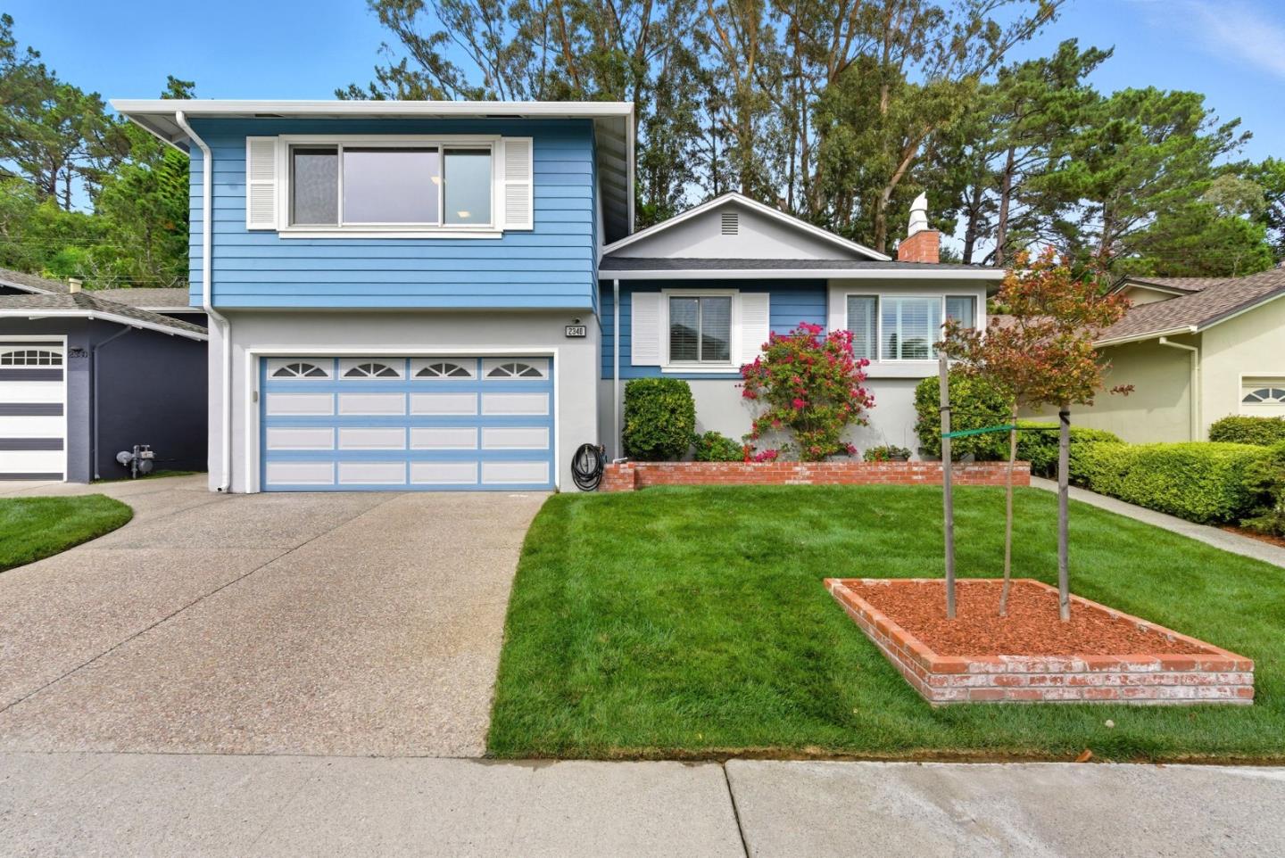 Front Image Thumbnail for ML82020577