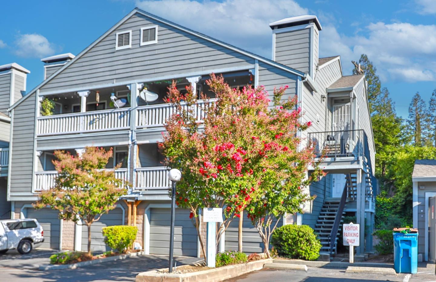 Front Image Thumbnail for ML82020627