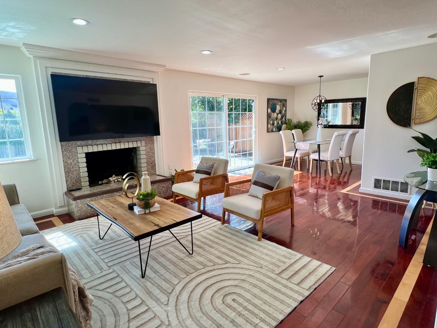 Front Image Thumbnail for ML82020649