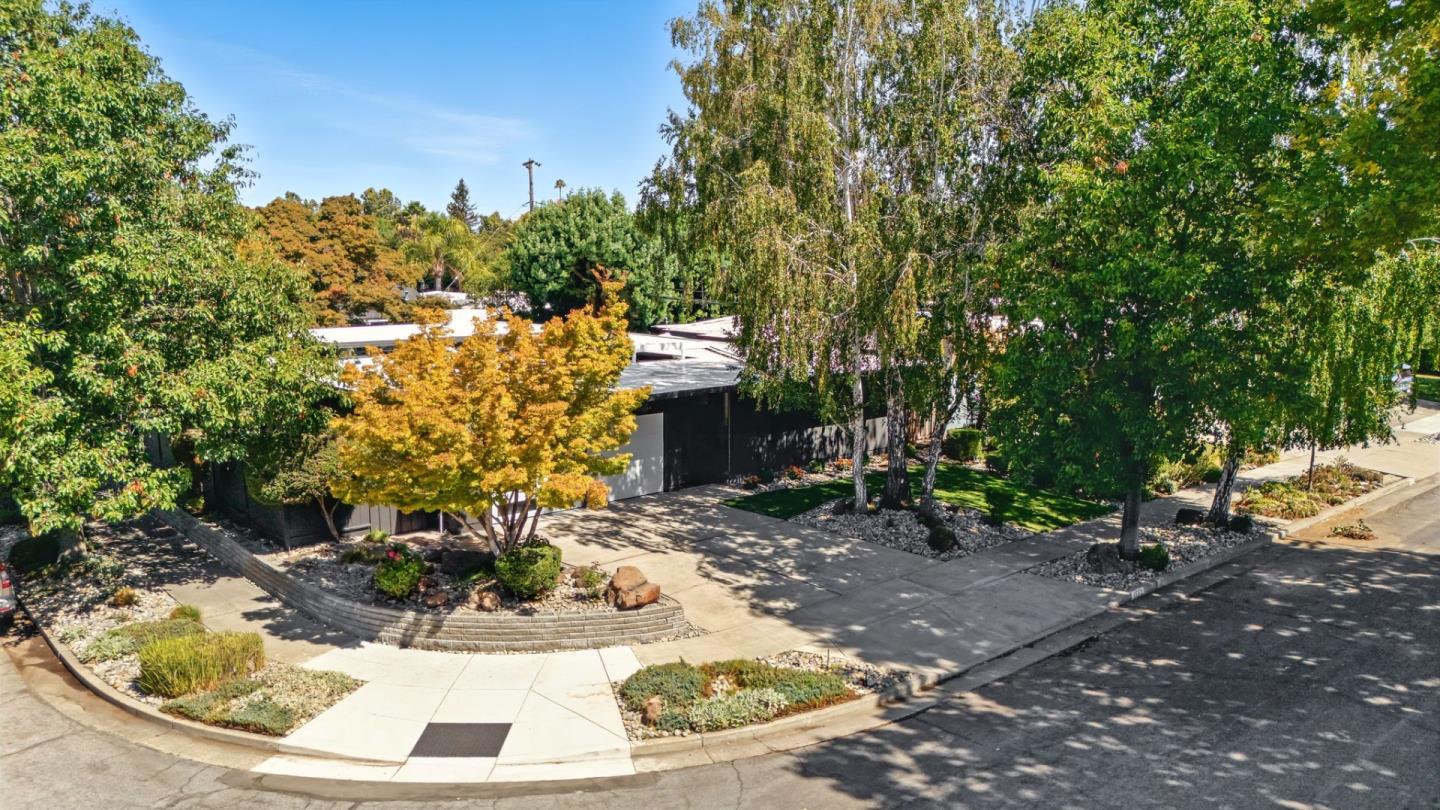 Front Image Thumbnail for ML82020705