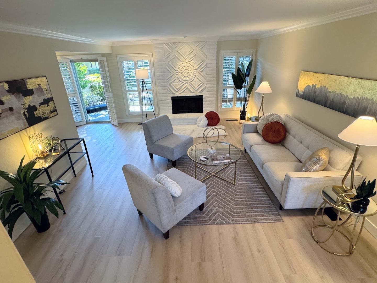 Front Image Thumbnail for ML82020924