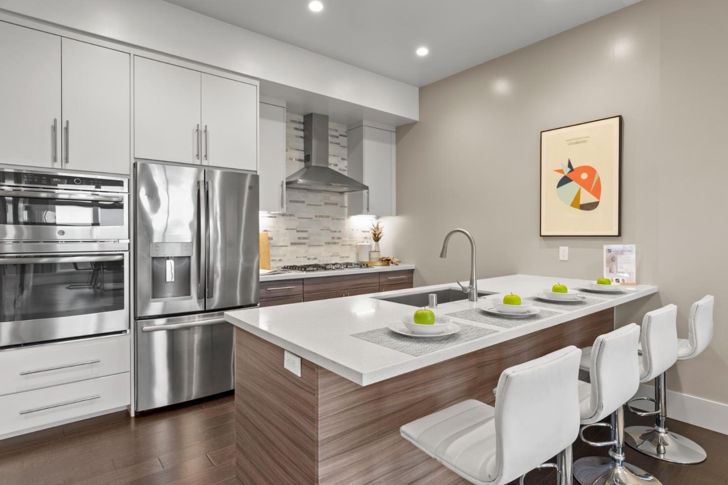 Front Image Thumbnail for ML82020930