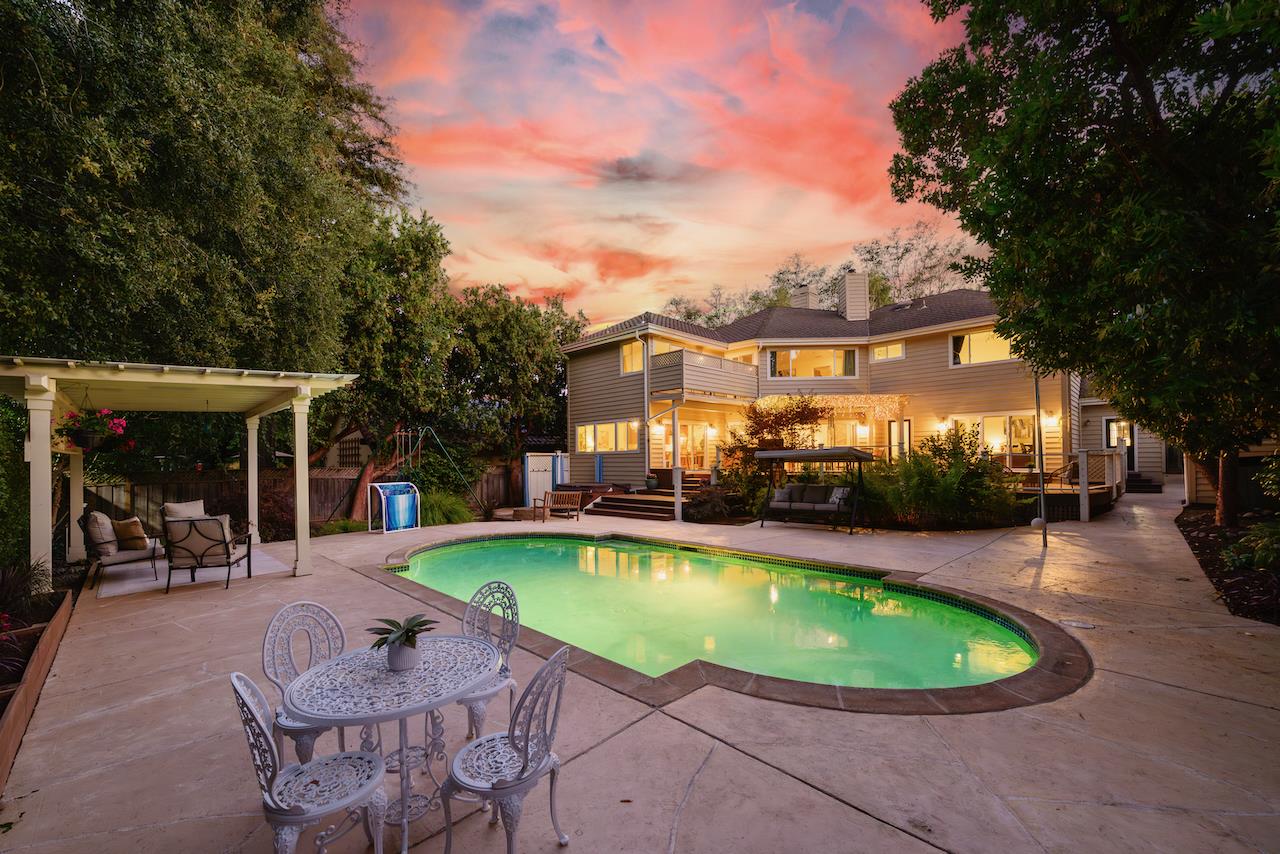 Front Image Thumbnail for ML82020938