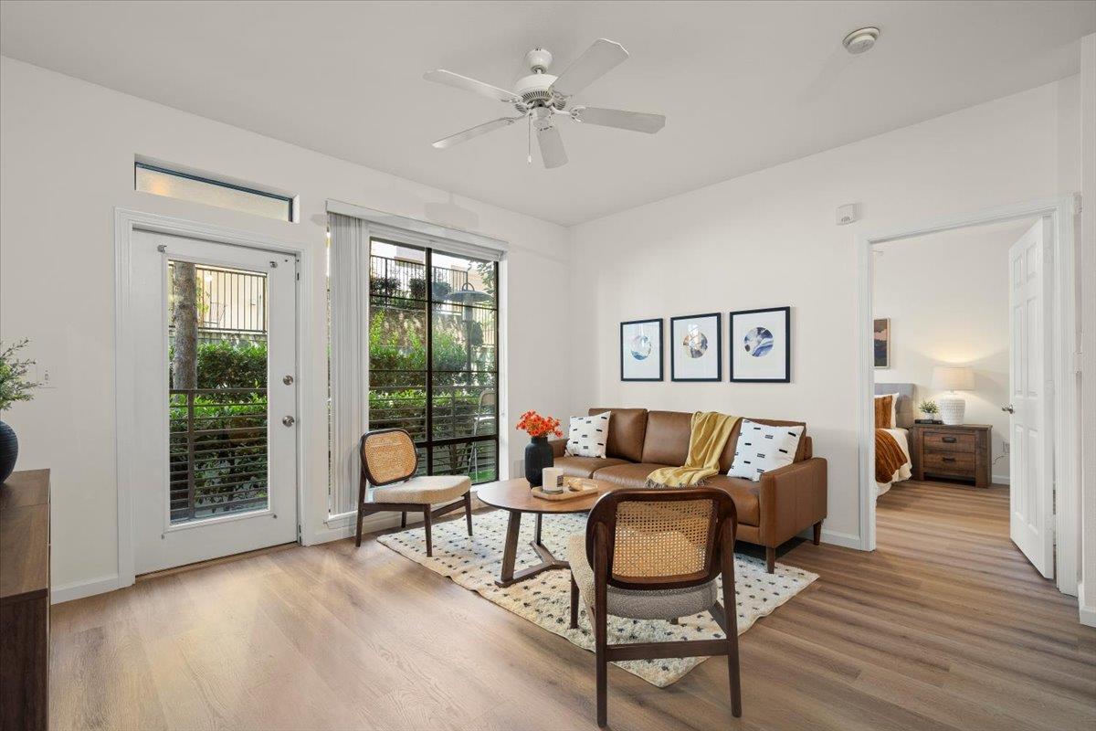 Front Image Thumbnail for ML82020987