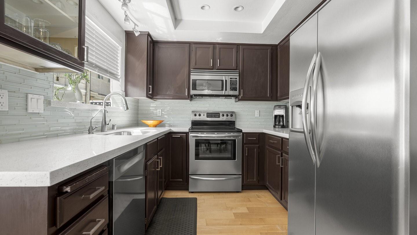 Front Image Thumbnail for ML82021107