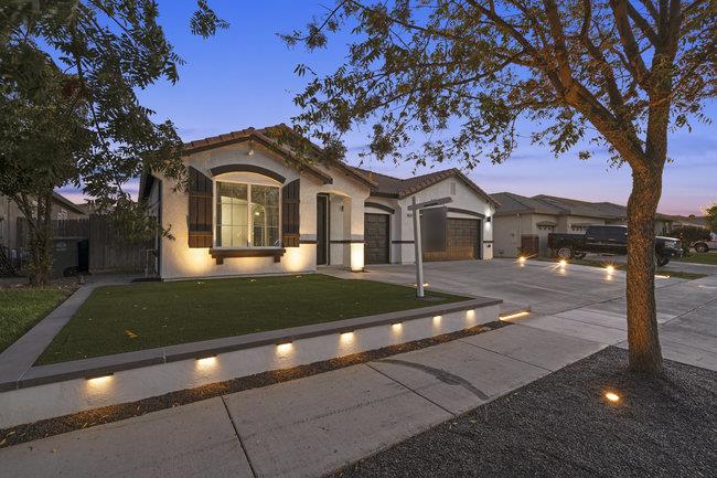 Front Image Thumbnail for ML82021158