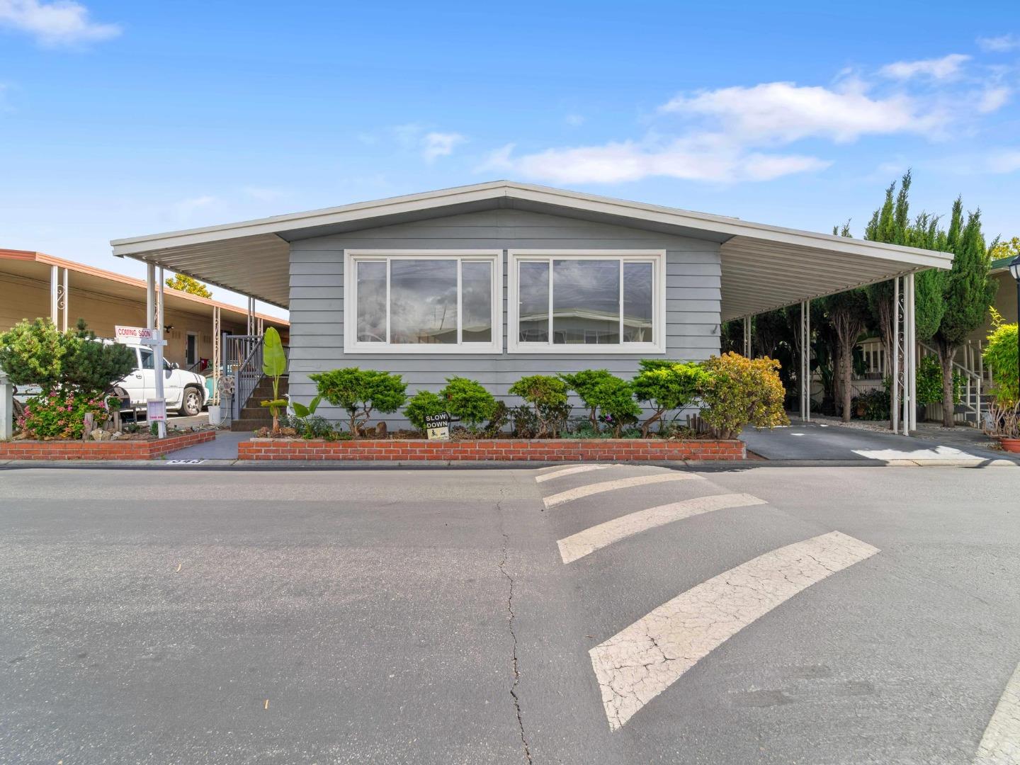 Front Image Thumbnail for ML82021224