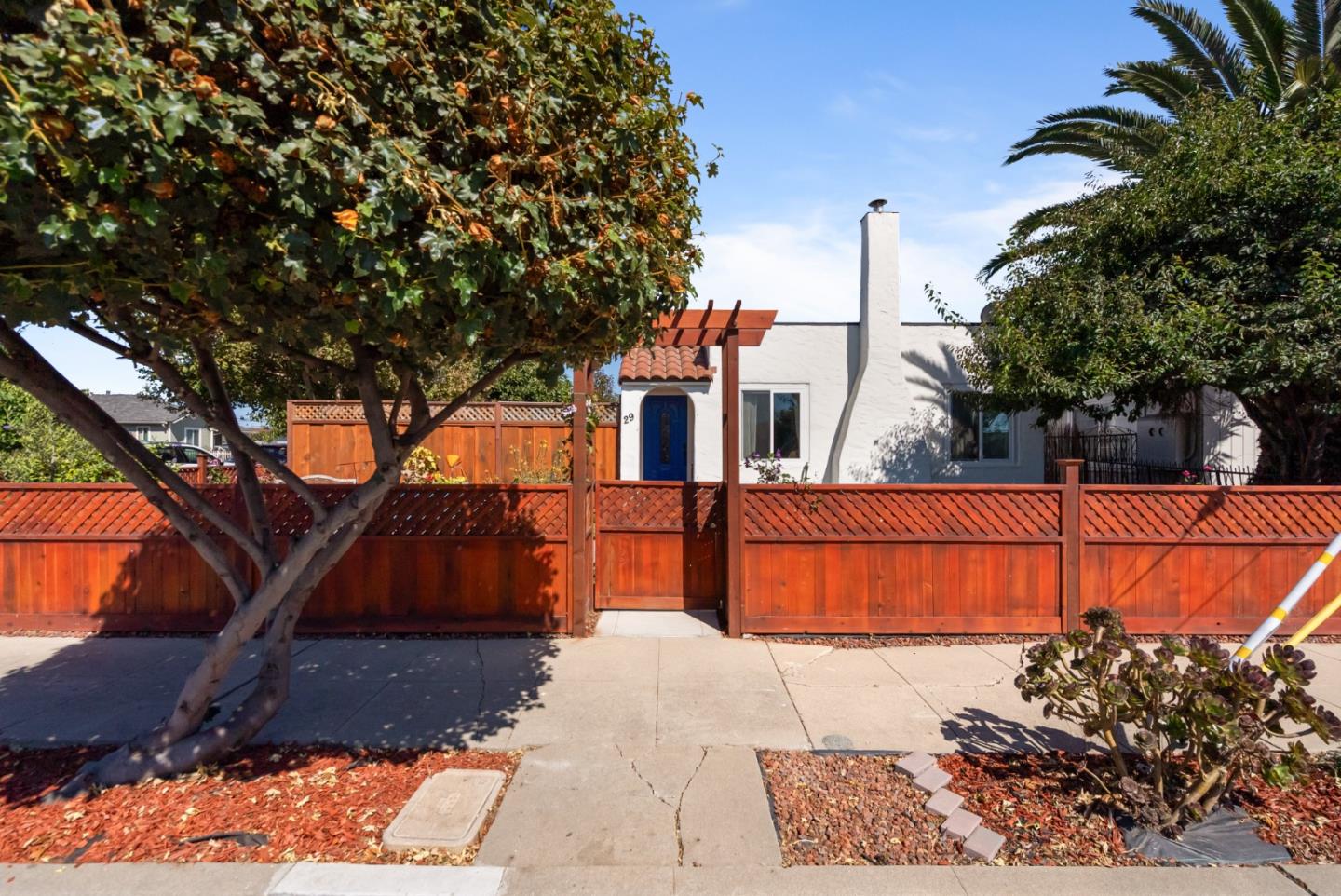 Front Image Thumbnail for ML82021265