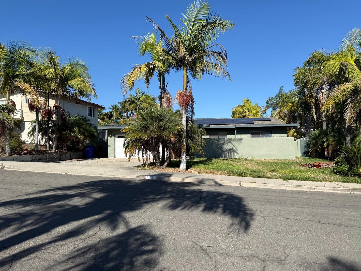 Front Image Thumbnail for ML82021447